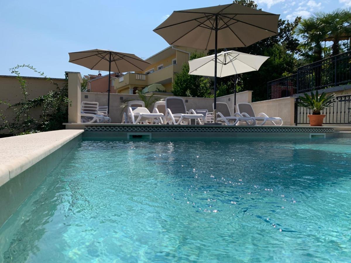 Grand Pool Apartment Ika-Opatija Luaran gambar