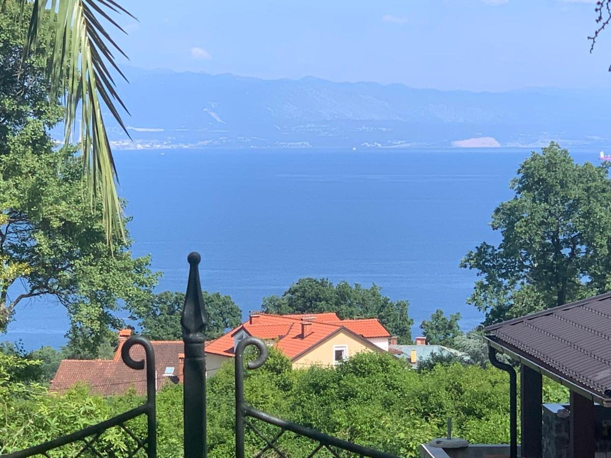 Grand Pool Apartment Ika-Opatija Luaran gambar