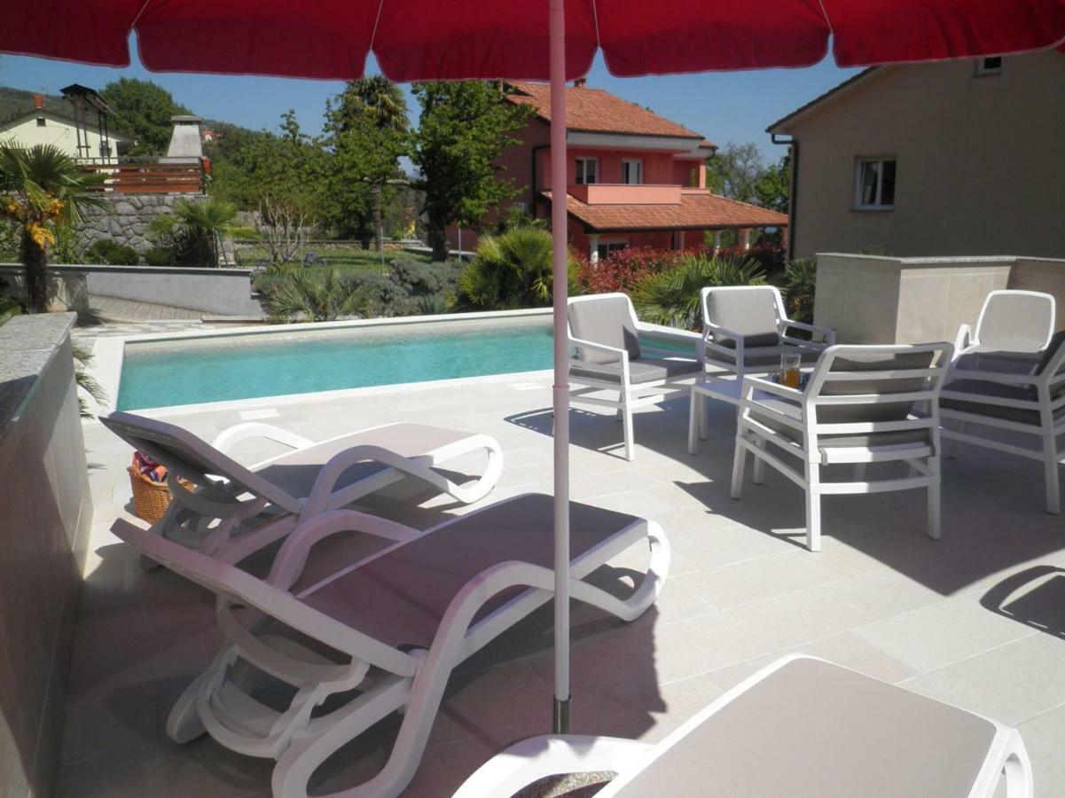 Grand Pool Apartment Ika-Opatija Luaran gambar